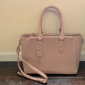 Mauve vegan leather miztique bag with cross body strap and lots of space